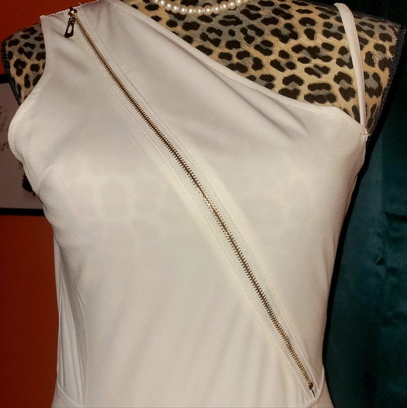 Jumpsuit - Picture 2 of 8